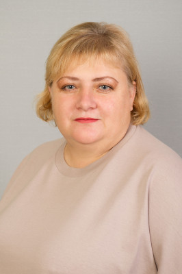 Воспитатель высшей категории Лебедева Ирина Александровна